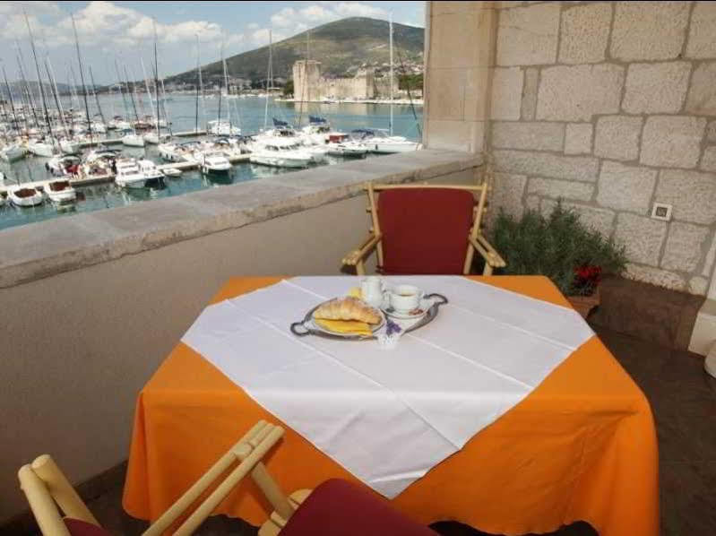 Villa Moretti โตรกีร์ ภายนอก รูปภาพ